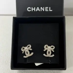 Pre-owned CHANEL EARRINGS NEW YEAR DEAL