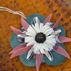 Wood Flower Seashell Ornament - Handcrafted with Natural Elements for Home Decor