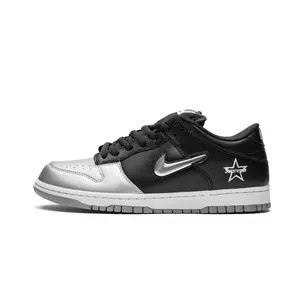 SB Dunk Low OG QS "Supreme - Jewel Swoosh Silver/Black" CK3480 001
