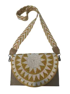 Crossbody Yute bag decorated