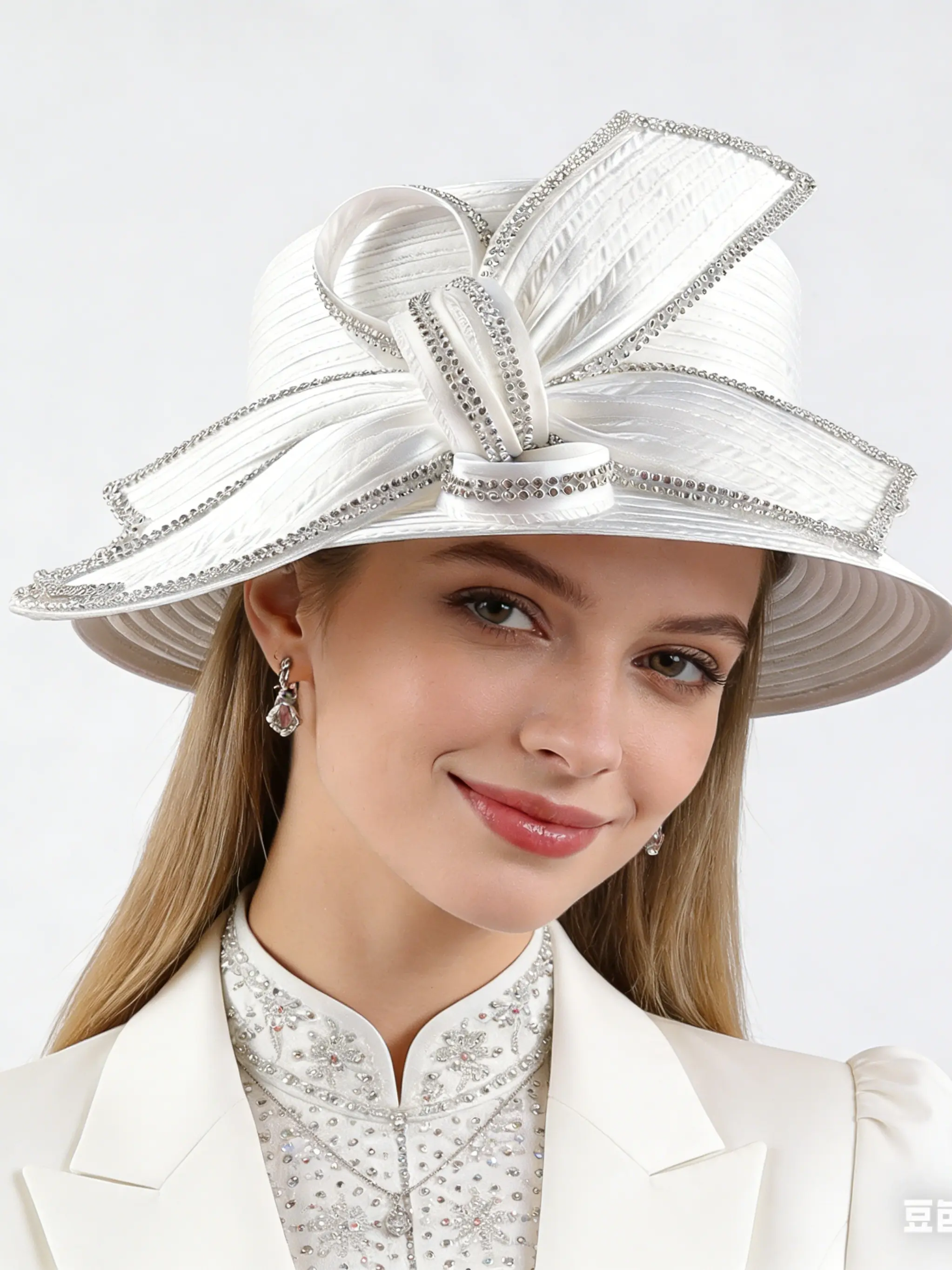 Elegant Bow Church Hat for Women, Vintage Satin Rhinestone  display picture 1