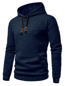 Men's solid color waffle hoodie, casual and simple style, drawstring adjustment design, drawstring with leather label, comfortable and warm, suitable for's daily travel or leisure sports in spring and autumn, men's autumn and winter top, men's top.