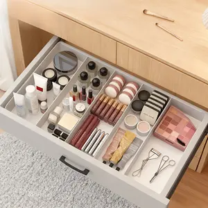 Expandable Drawer Organizer with 5 Compartments- Customizable Makeup Vanity Organizing Storage Tray for Bathroom, Bedroom & Desk Drawers - Clear Plastic Cosmetics Organizers with Expanding Compartment transparent
