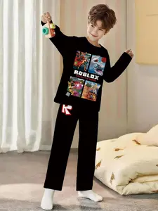 2-piece Boys' Pixel Style Game Battle Printed Pajama Set, Round neck pajamas, digital printed long-sleeve top and long pajama pants made of flame-retardant fabric, comfortable and soft loungewear set, perfect for sleeping and home leisure