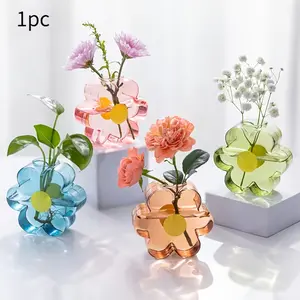 1pc Flower Glass Vase, Creative Flower-Shaped Glass Hydroponic Vase, Transparent Colorful Flower Arranger For Table Decoration