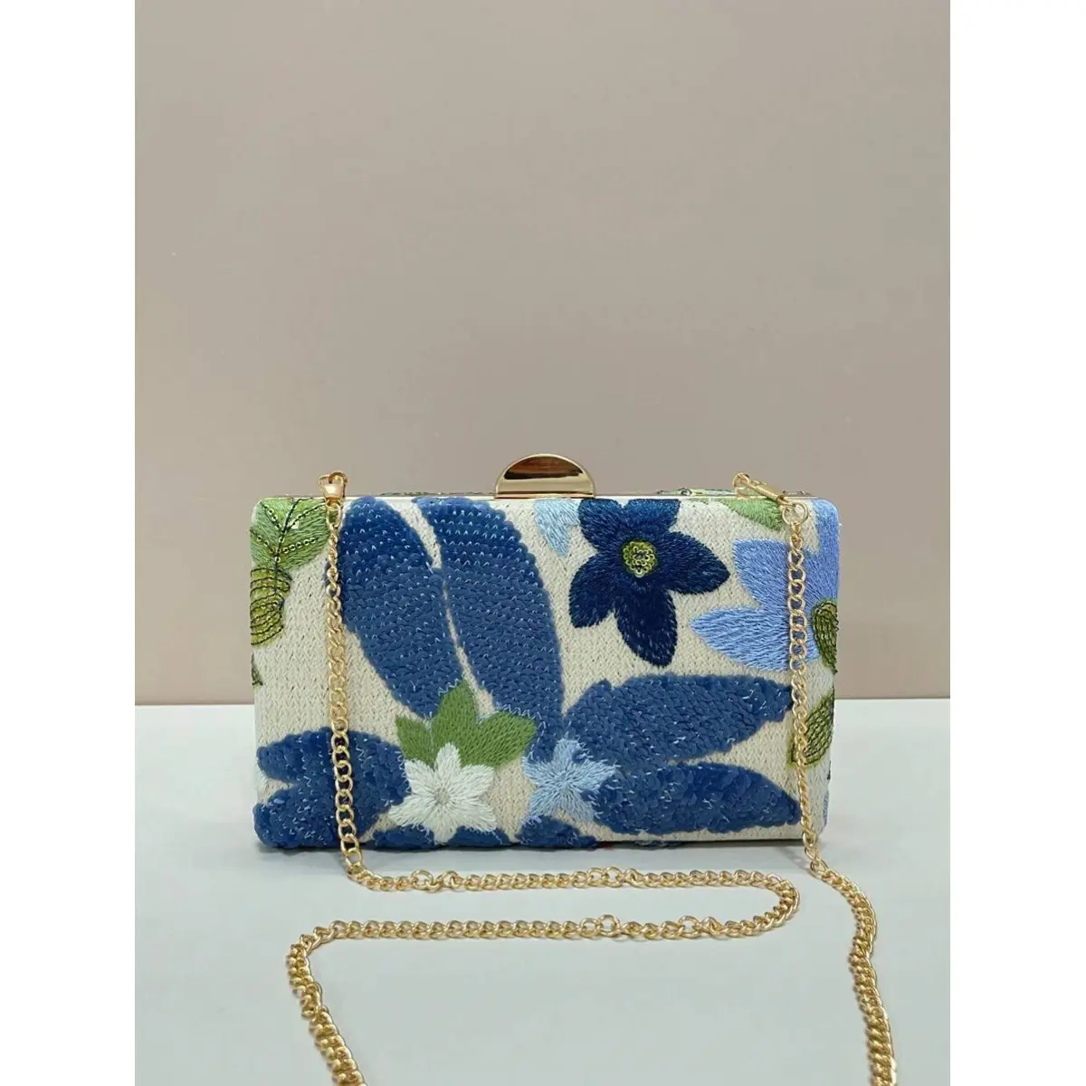 Women's Sequin Embroidered Floral Box Clutch - Luxury-Inspired, Colorful Embellished Hand-Embroidered Women's Clutches & Wristlets, Elegant Evening Bag with Detachable Chain Strap, Ideal for Weddings, Prom (20*13*4.5cm), Clutch Women's Clutches & Wristlet