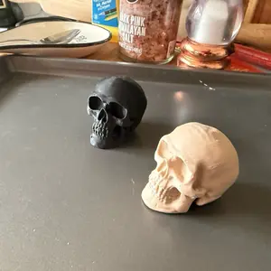 Miniature Skull 3D-Printed Plastic Decorative Sculpture, Gothic Inspiration Artistic Home Decor Ornament