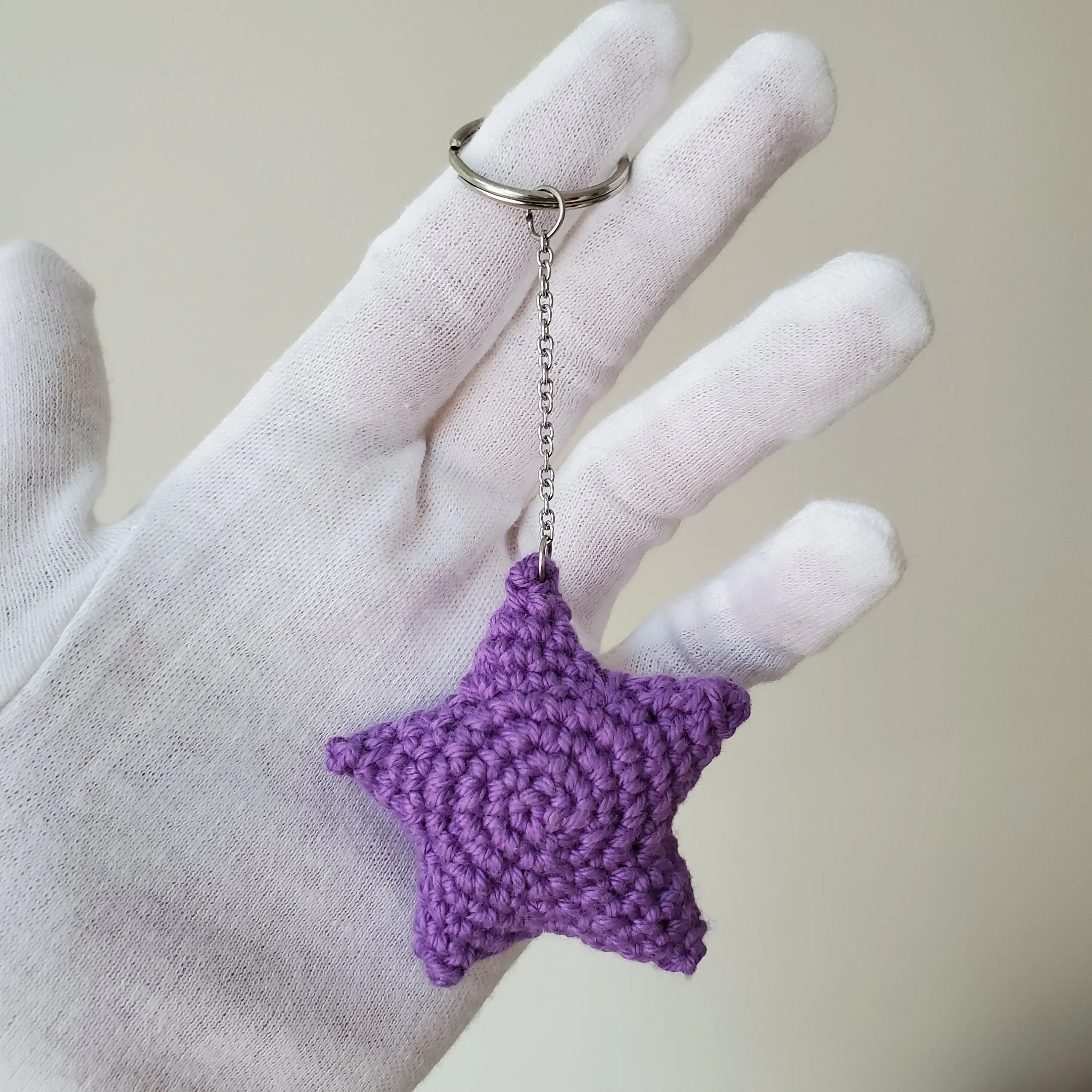 Hand crafted crochet star keychain/keyring, shipped in 100% compostable package