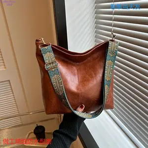 2026 New Fashion Large Capacity Bucket Bag for Women, Versatile PU Leather Handbag & Shoulder Crossbody Bag, Spacious Casual Daily Purse, Lightweight Durable Design Perfect for Work Commute, Travel, Shopping, Dating & Everyday Outfits, Purse Shoulder Bag,