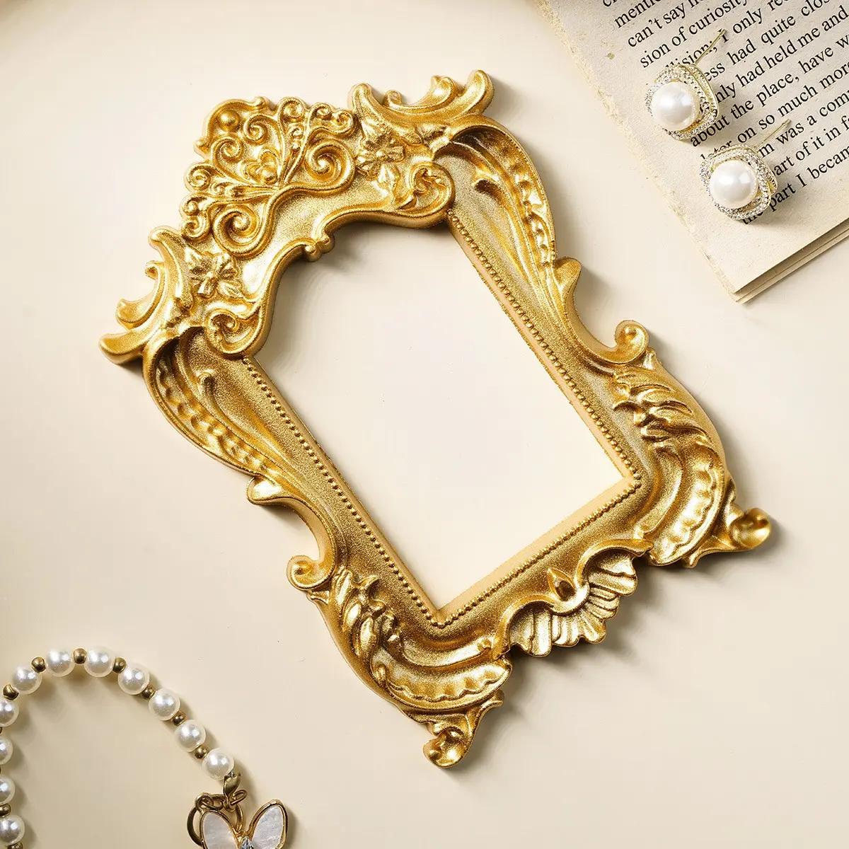European Resin Frame Decoration, Home Decoration, DIY Wall Decor, Multiple Styles Available, Photography Prop, Miniature House Ornament, High Quality Frame, Classic Rectangular Frame, Rectangle Photo Frame, Picture Frames For Wall