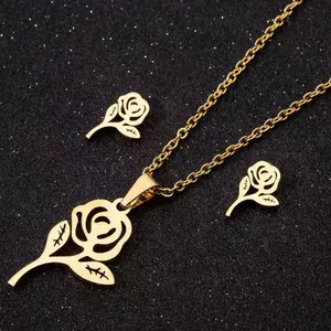 explosion stainless steel titanium steel hollow rose necklace cold wind origami pendant stainless steel jewelry