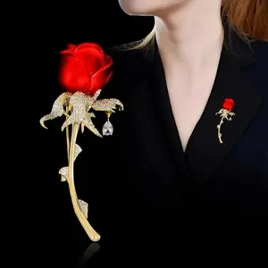 Elegant Rose Brooch with Sparkling Zirconia, Women's Lapel Pin Jewelry, Perfect for Wedding Party Badges, Delicate Zircon Flower Accessory