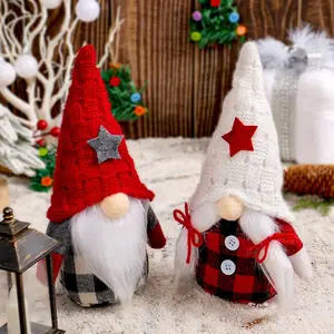 Christmas Faceless Elderly Star Knit Hat Elf Doll Ornament Fabric, Festive Holiday Decor, Unique Gift Idea, Cozy Winter Accessory