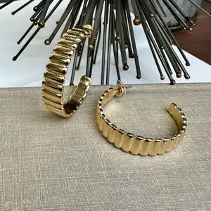 Melody hoop earrings Melody hoop earrings