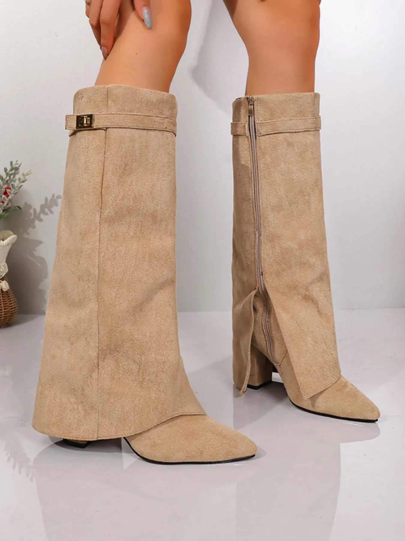 Women's Knee-High Soft Suede Boots, Elegant Style, Available in Two Colors, Perfect for Casual and Party Wear, Comfortable Fit Design, Footwear