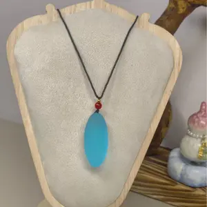 Selected Pendant – Elegant and Minimal Design for Everyday Wear