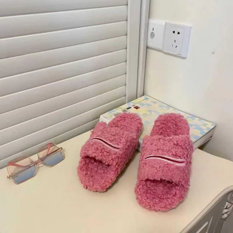 2026 Men's & Women's Winter Fur Slide, Casual Slipper Shoes, Home Wear Flipflop, Warm Fuzzy Indoor Footwear with Letter Design, Shoe