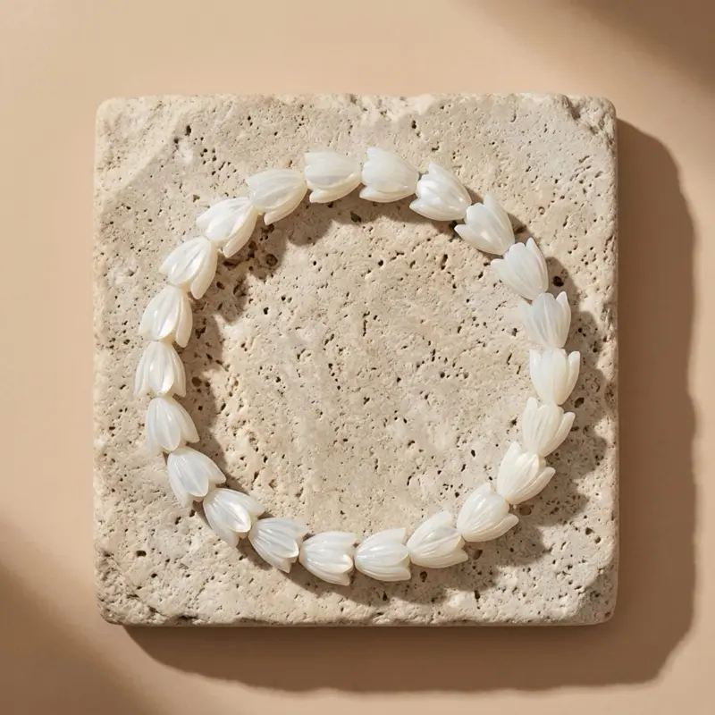 Women Hawaiian Pikake Stretchy Bracelet - Elastic Beaded Costume Jewelry for Casual Daily Wear