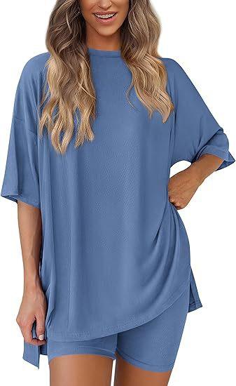 Women's Summer Two-Piece Set Casual Oversized Crewneck Split Hem Shirts & Side Pocket Biker Shorts Minimalist Lounge Wear Soft Viscose Fabric Comfy Homewear Cozy Pjs Green