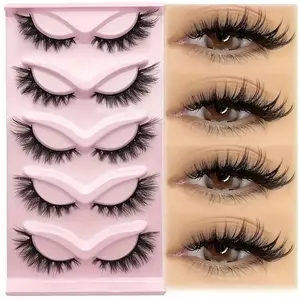 Christmas Cat Eye Fox Eyelashes, Happy Christmas, 3D Mink Fur False Eyelashes, Soft Cluster Lashes, Wispy Lash Extensions Cosmetic for Christmas Stage Makeup, 5 Pairs