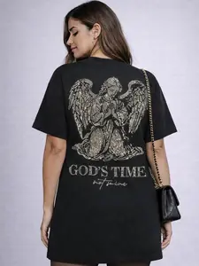 GOD'S TIME - GIRL ANGEL - UNISEX - BLACK T-SHIRT MODEL WEARING SIZE LARGE