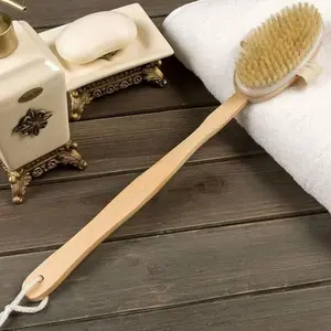 Pig Bristle Bath Brush, Long Handle Body Scrubber, Body Care Tool, Exfoliating Brush, Exfoliates Dead Skin, Removes Acne, Back Cleaning Brush, Non-Slip Wooden Handle