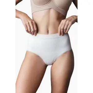 Contouring High-Leg Brief