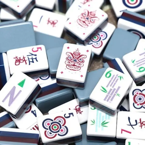 4-Layer Acrylic American Mahjong Set - Zippered Travel Case, Complete Game Accessories ,Portable Travel Size 160 Handmade Colorful Mahjong Tiles Complete Game Set for Adults Family Party Gifts   mahjong fun