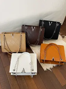 Women's Quilted Tote Bag, Large Capacity Shoulder Bag, Interwoven Chain Strap, Elegant V-Shaped Metal Decor, PU Leather, Office & Shopping