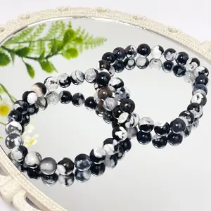 8mm 1 Count Crystal Bracelet Orca Agate
