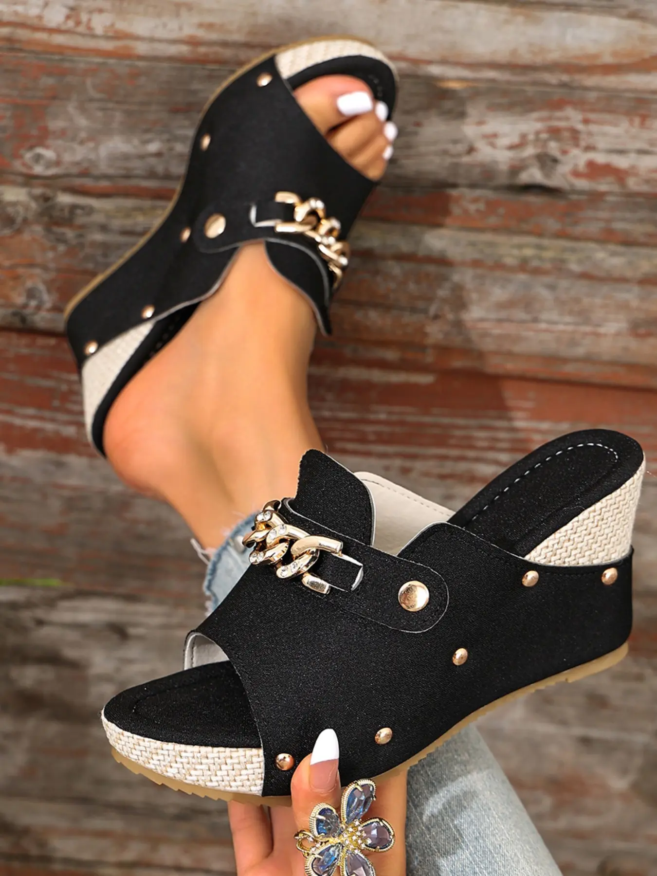 2026 Summer New Heeled Sandals, Fashion Sandals, Embellished Sandals, Luxury Rhinestone Chain Decor, Retro Rivet Details, High Heel Grass Mat Bottom, Comfortable & Stylish