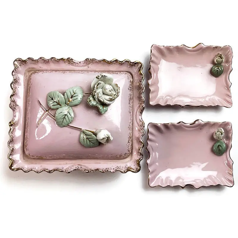 Vintage Ceramic Cigarette Box w/2 Trays