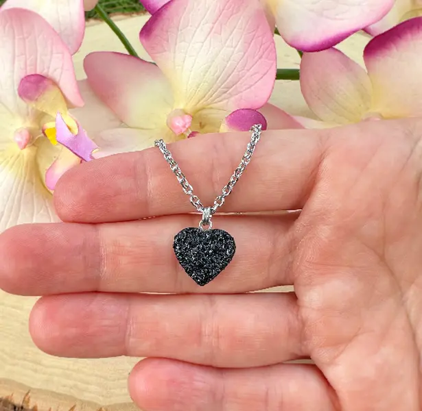 Dainty Black Tourmaline Heart Necklace, Minimalist Raw Healing Crystal Necklace, Gemstone Choker, Natural Stone Pendant Necklace, Protection Necklace for Women Gift Rough Stone Necklace, Necklaces for Women, BirthdayWitchy Gift Female