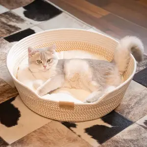 [Cat Bed Basket] Soft Plush Oval Cat Bed with Cushion - Cozy Wicker-Style Pet Basket for Medium & Large Cats, Durable All-Season Indoor Cat Bed for Couch, Floor, or Bedroom, Classic White Design, No Assembly Needed