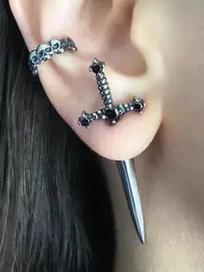 Vintage Gothic Sword Earrings Rhinestone Crystal Dagger Earrings Punk Style Sword Dangle Earrings Costumes Festival Jewelry for Women and Men Cross Dangle Earring Fashionable Earrings