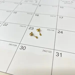 Lucille Ball Studs (Gold 3mm)