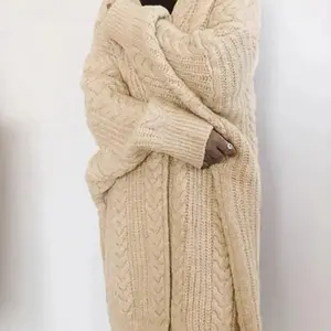 Maxi cable knit cream sweater Womenswear