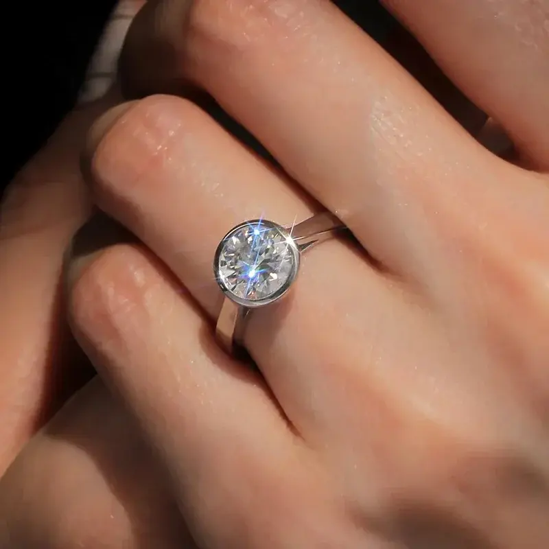 2026 Luxury Solitaire Cubic Zirconia Rings for Women Simple and Classic Wedding Engagement  Minimalist Eternity Jewelry