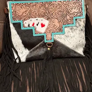 Women’s purse with card design and fringe