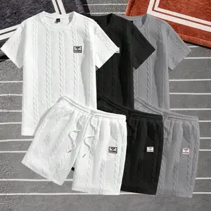 Men’s solid textured patched tee and drawstring waist shorts set, regular fit casual crew neck short-sleeve T-shirt and pocket shorts, men’s summer clothing, casual outfit set