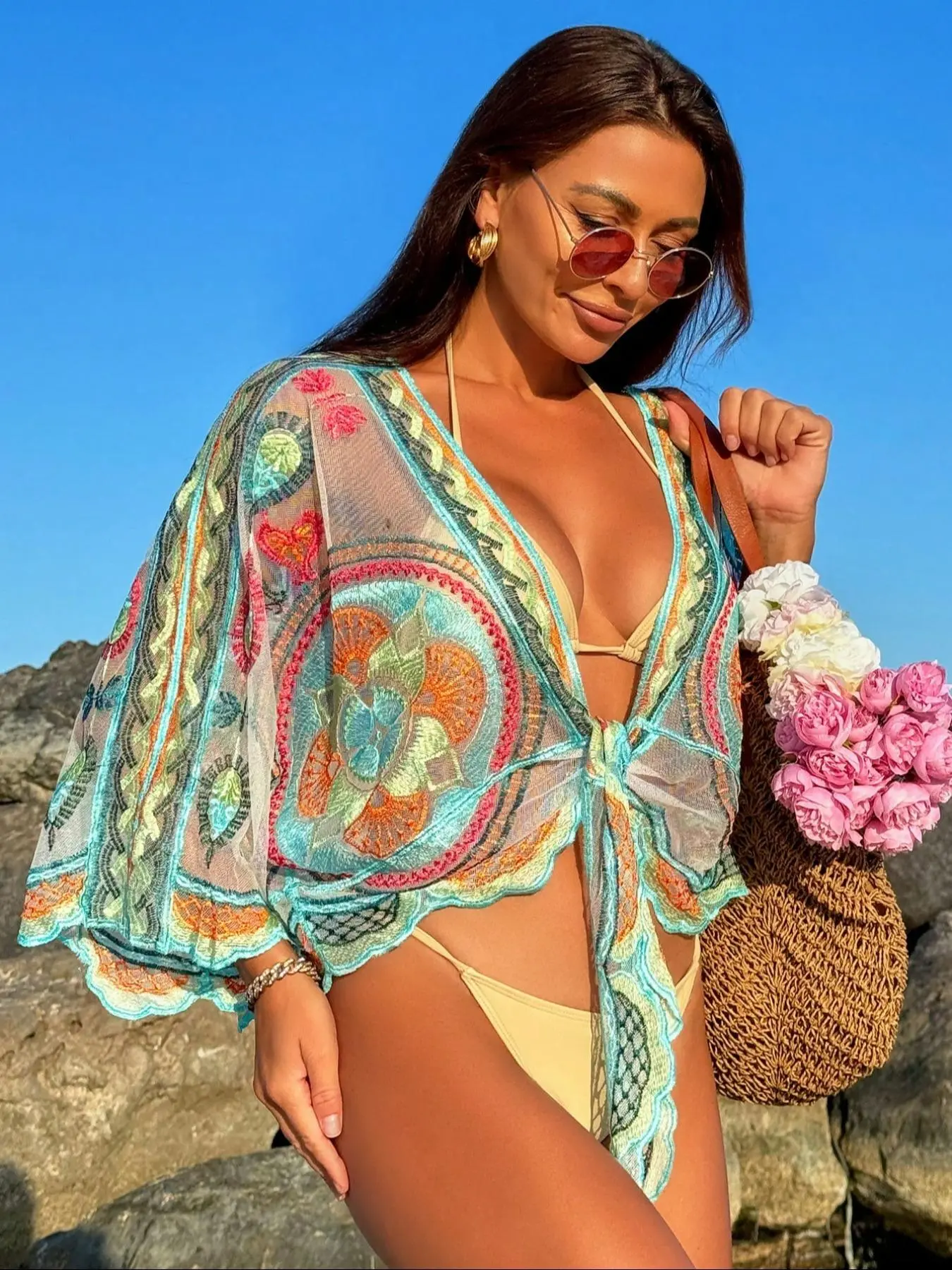 Women's Embroidery Swimsuit Cover Up Top, Boho Style Batwing Sleeve Cover Up Top for Beach Vacation, Fashion Women's Swimwear for Summer, Bikini Coverup, Swimsuit Coverups