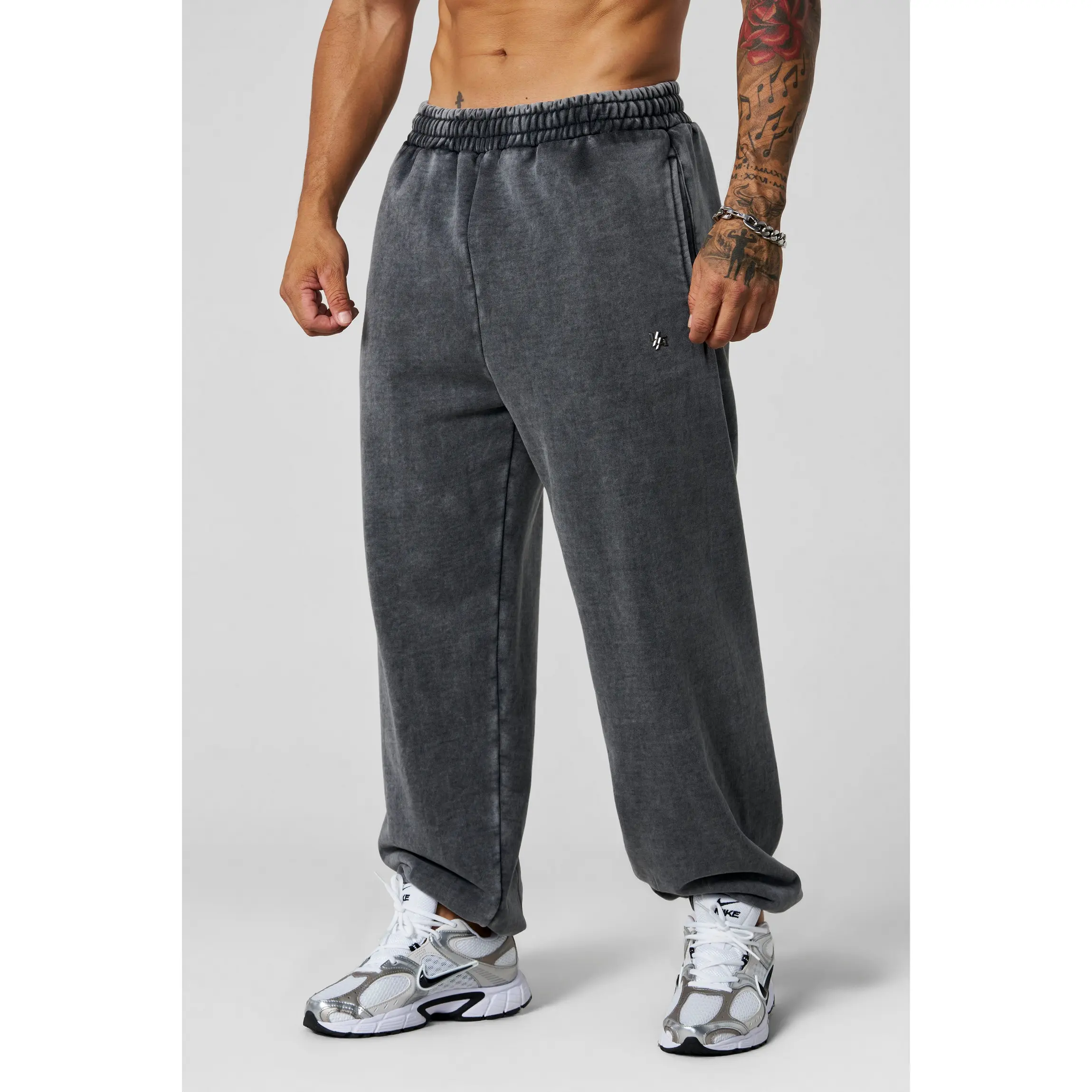 2069 - Elevated Essentials - Baggy Joggers 2069 - Elevated Essentials - Baggy Joggers