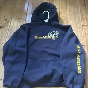 Billabong Hoodie, Surf Streetwear Pullover Sweatshirt, Vintage Logo Graphic Hoodie, Casual Beach Skatewear Apparel, Trendy Unisex Everyday Outfit