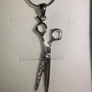 Beautiful Scissor Pendant Necklace
