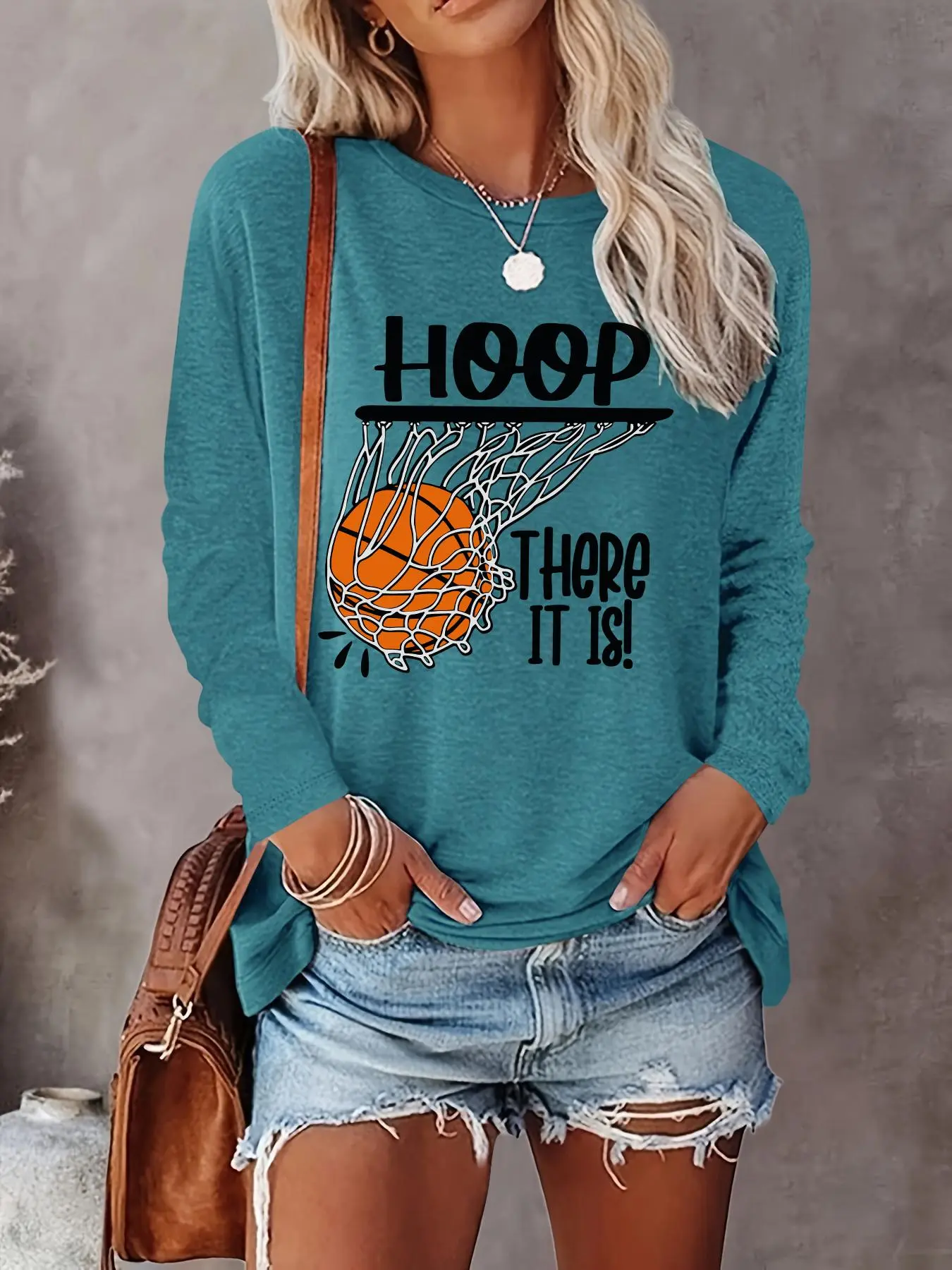 Women's Letter & Basketball Print Round Neck T-shirt, Casual Long Sleeve Crew Neck Tee for Fall & Winter, Fashion Women's Top for Daily Wear, Womenswear