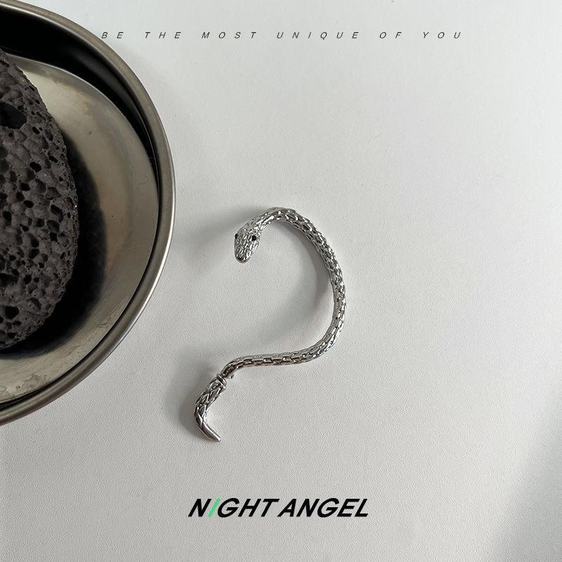Metallic Punk Style Snake Stud Earrings Silver Finish Minimalist European American Niche Couple Chic Trendy Jewelry for Fashion Forward Individuals
