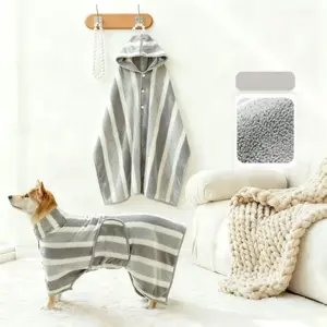 Absorbent pet bathrobe towel, suitable for medium and large dogs, quick-drying striped bathrobe, also suitable for cats