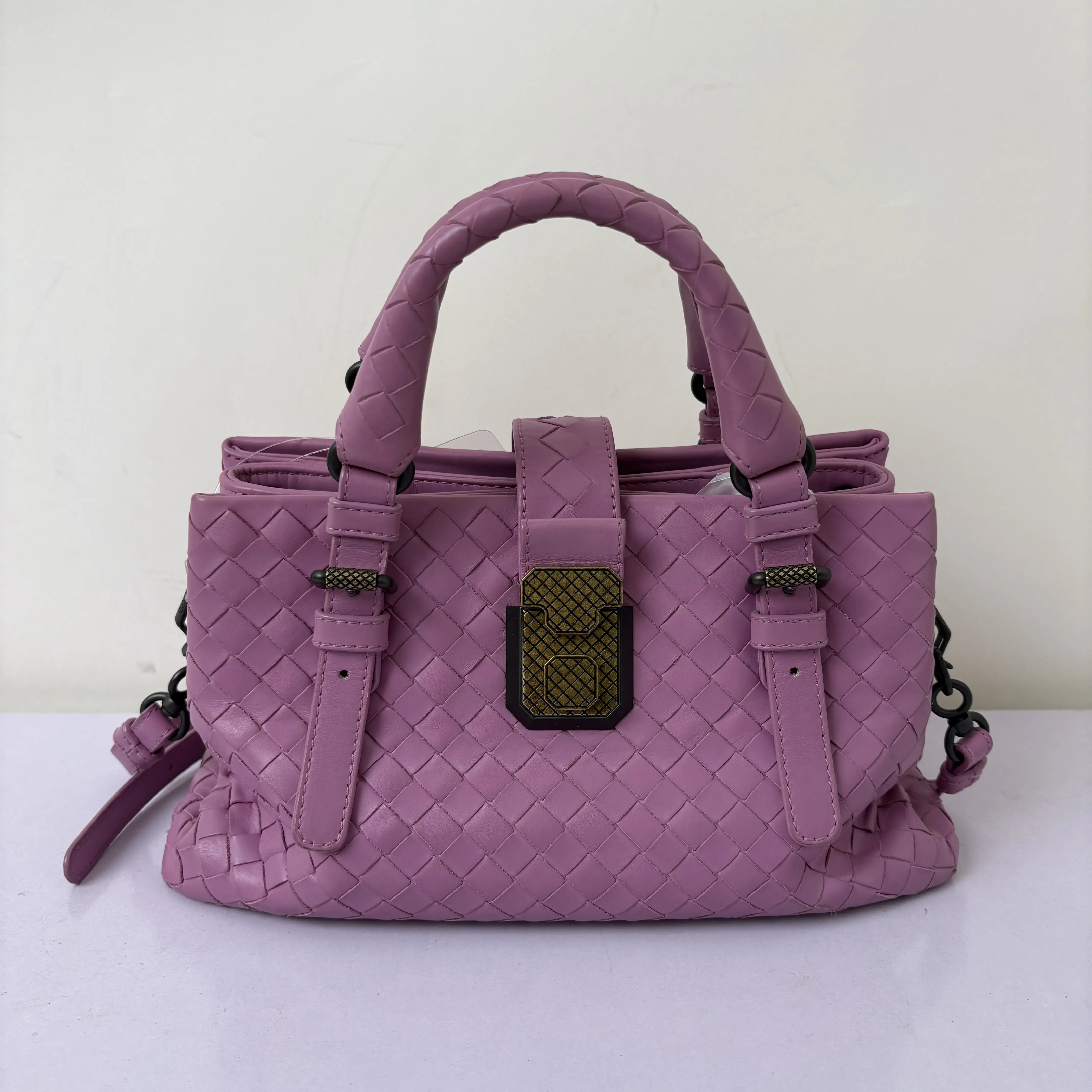 Pre-owned Calfskin Crossbody Bags Bottega Veneta Roma Woven Leather Handbag Pink Purple