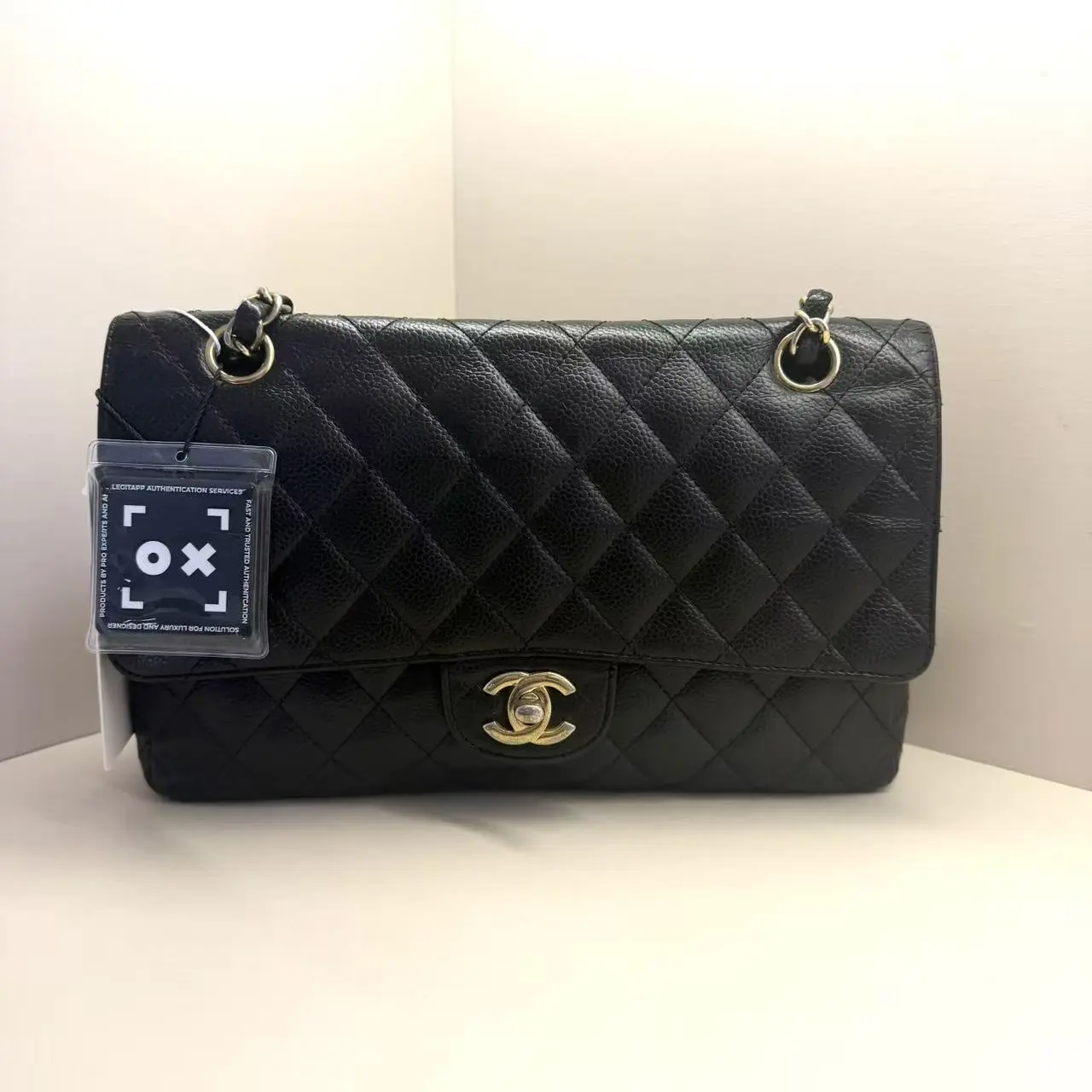 Pre-owned CHANEL Classic Medium Double Flap Bag in Black Caviar Leather with Gold Tone Hardware (19 Series, circa 2014–2015) HK A177