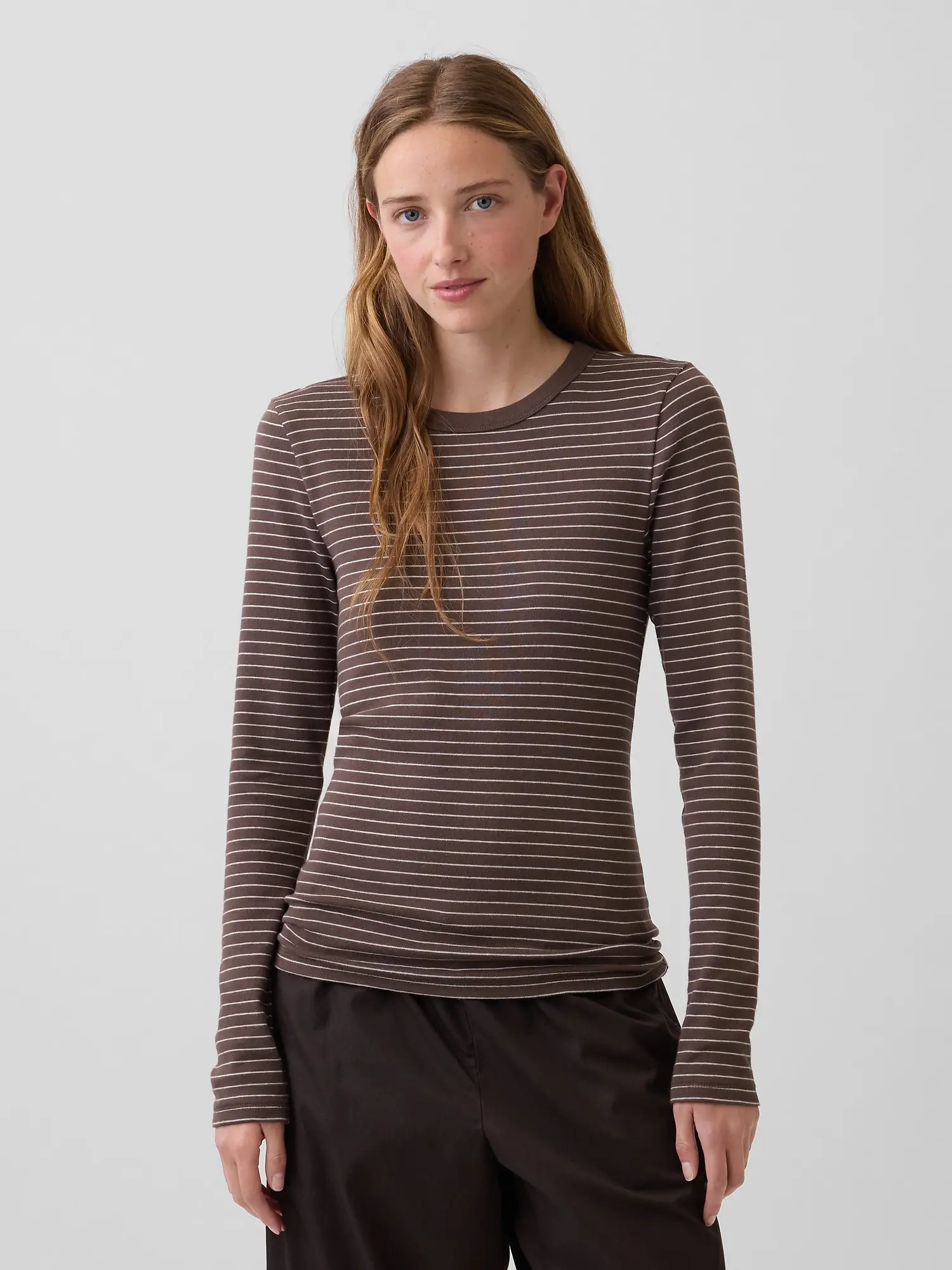 Gap Women's Modern Crewneck T-Shirt